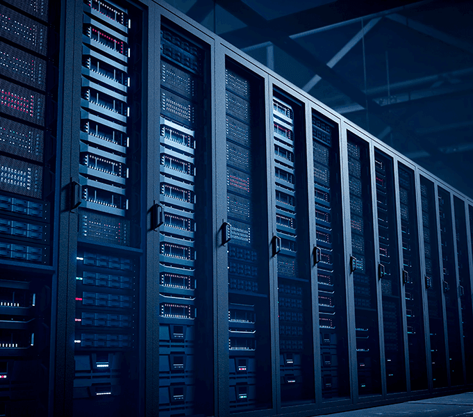 Serverrum med UPS-setup til gratis validering af driftssikkerhed